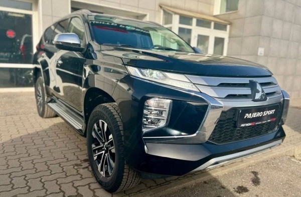 В России распродают последние рамники Mitsubishi Montero Sport в комплектации GLS В России распродают последние рамники Mitsubishi Montero Sport в комплектации GLS