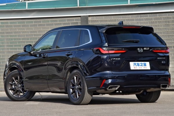 В Россию вернулся популярный кроссовер Honda. Но под другим именем