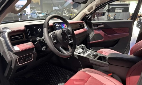 Запущены продажи внедорожника Great Wall Poer с новым двигателем