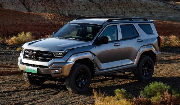 GWM привезет в Россию минивэн Wey 80 и внедорожник Tank 400 GWM привезет в Россию минивэн Wey 80 и внедорожник Tank 400