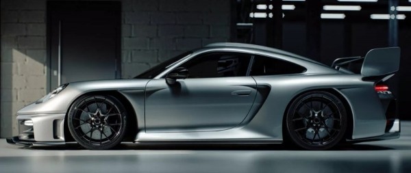 Британская компания RML представила свою версию Porsche 911 Британская компания RML представила свою версию Porsche 911