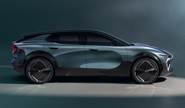 Renault Embleme: эффектный дизайн и задний привод