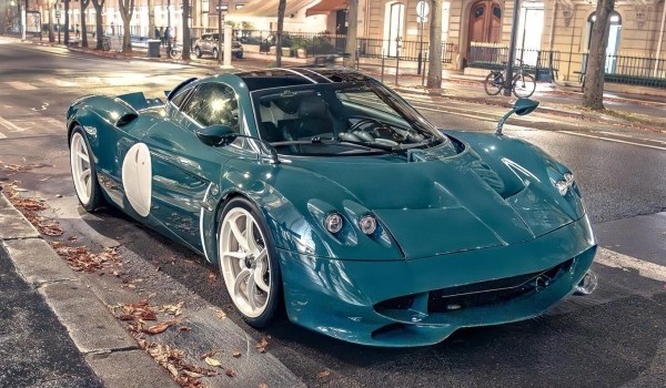 Дайджест дня: коллекционные Альфы, Cadillac Lyriq V и другие события индустрии Дайджест дня: коллекционные Альфы, Cadillac Lyriq V и другие события индустрии