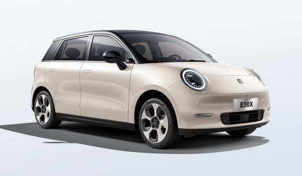 Дайджест дня: 7-миллионная Tesla, отложенный Roadster и другие события индустрии Дайджест дня: 7-миллионная Tesla, отложенный Roadster и другие события индустрии