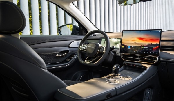 Семиместный кроссовер Soueast S09 для России: подробности Семиместный кроссовер Soueast S09 для России: подробности