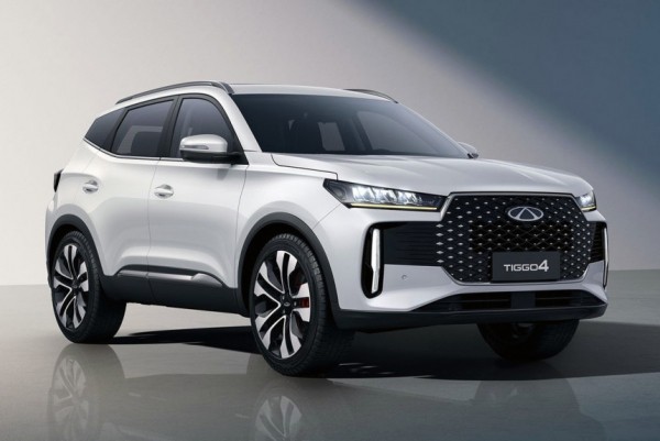 Chery Tiggo 4 в России: опять рестайлинг Chery Tiggo 4 в России: опять рестайлинг