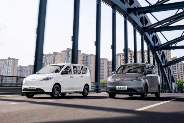 Доступный электровэн Wuling Hongguang PEV пообещал отличную окупаемость Доступный электровэн Wuling Hongguang PEV пообещал отличную окупаемость