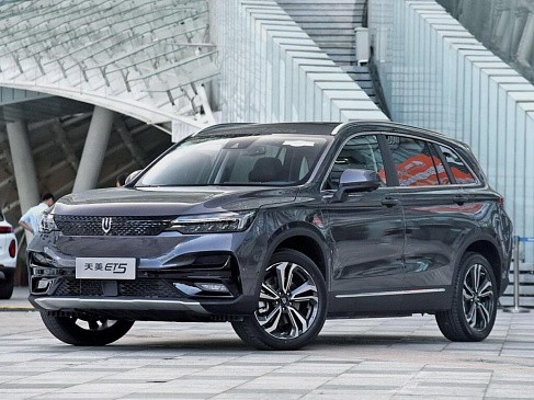 Дилеры РФ рассказали о серьезном падении продаж автомобилей в октябре Дилеры РФ рассказали о серьезном падении продаж автомобилей в октябре