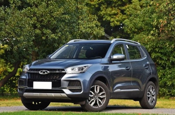 Дилеры в России продают китайские кроссоверы по ценам ниже прайсовых Дилеры в России продают китайские кроссоверы по ценам ниже прайсовых