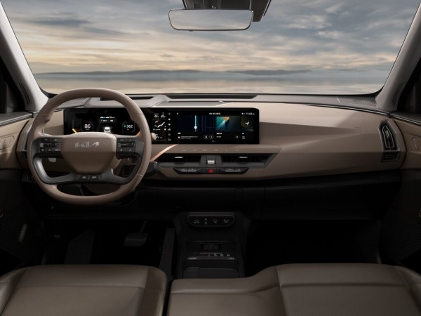 Российские автосалоны начали продавать электрическую замену Kia Sportage Российские автосалоны начали продавать электрическую замену Kia Sportage