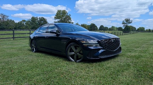 В РФ прибыл новый Genesis дороже Audi А8 и BMW 7-er В РФ прибыл новый Genesis дороже Audi А8 и BMW 7-er