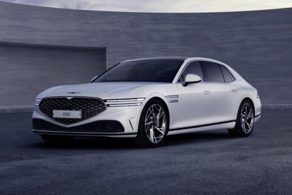 В РФ прибыл новый Genesis дороже Audi А8 и BMW 7-er В РФ прибыл новый Genesis дороже Audi А8 и BMW 7-er