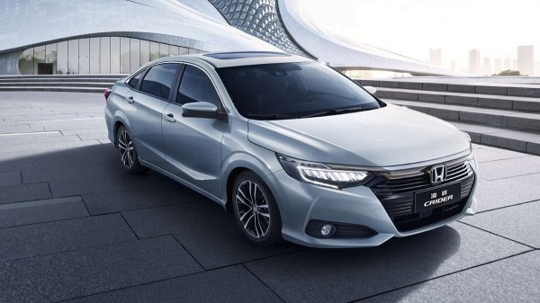 В Россию привезли новую модель Honda, которая стоит дешевле «Москвича» В Россию привезли новую модель Honda, которая стоит дешевле «Москвича»