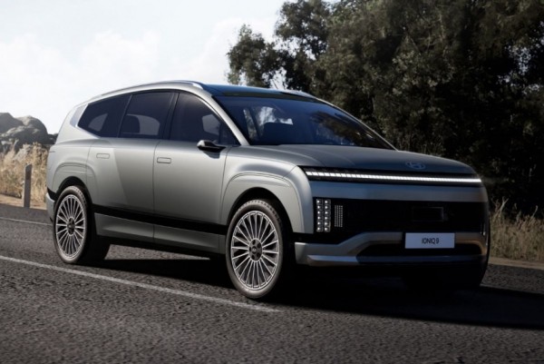 Трехрядный кроссовер Hyundai Ioniq 9 полностью рассекречен