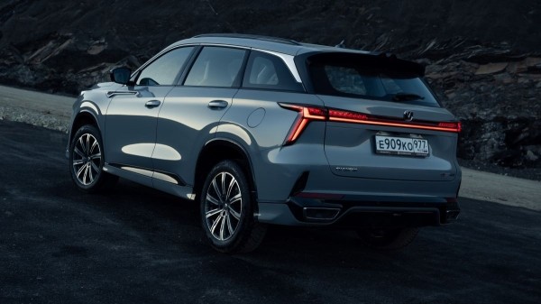 Обновленный Changan CS75 Plus: раскрыты комплектации и цены Обновленный Changan CS75 Plus: раскрыты комплектации и цены