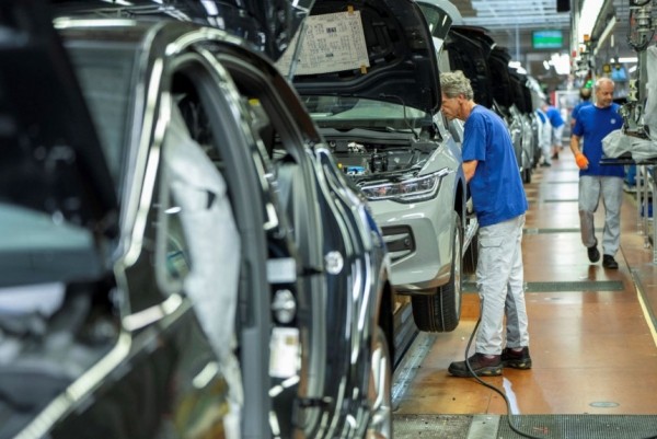 Беды компании Volkswagen: забастовки и новый ID-дизайн Беды компании Volkswagen: забастовки и новый ID-дизайн