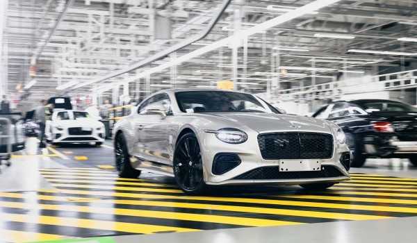 Стратегия Bentley: электрокроссовер и возрожденный Speed Six Стратегия Bentley: электрокроссовер и возрожденный Speed Six