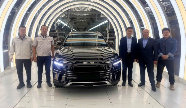 Дайджест дня: Range Rover со статуей, калужский Haval и другие события индустрии Дайджест дня: Range Rover со статуей, калужский Haval и другие события индустрии