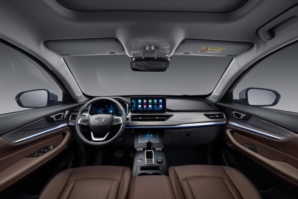 Дилер рассказал, на каких условиях россияне покупают новые Xcite X-Cross 8 Дилер рассказал, на каких условиях россияне покупают новые Xcite X-Cross 8