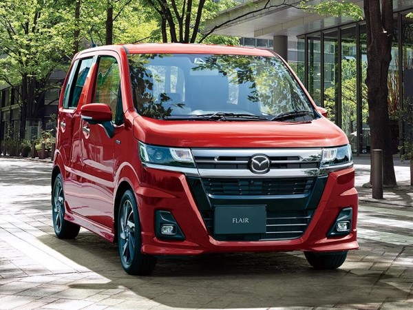 Эксперт Шнайдер: спрос на «мягкие» гибриды не вырос даже после ослабления санкций Японии Эксперт Шнайдер: спрос на «мягкие» гибриды не вырос даже после ослабления санкций Японии