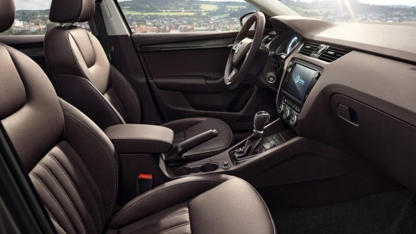 Любимая Skoda россиян вернулась к дилерам по цене «Лады» Любимая Skoda россиян вернулась к дилерам по цене «Лады»