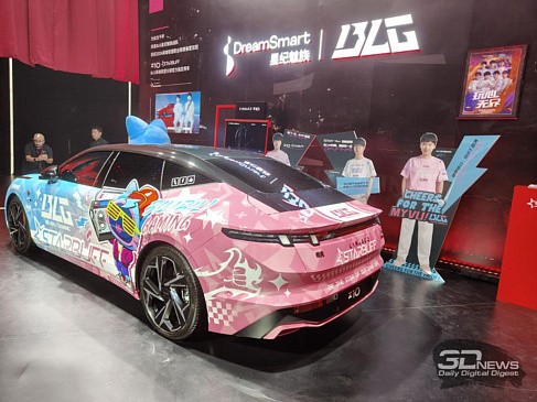 Можно брать: Обновленный кроссовер Lynk & Co 01 стал дешевле Можно брать: Обновленный кроссовер Lynk & Co 01 стал дешевле