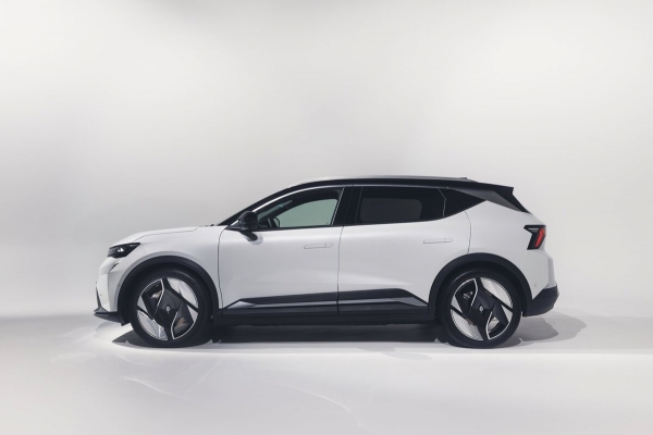 Новый семейный электрокроссовер от Renault уже в России Новый семейный электрокроссовер от Renault уже в России