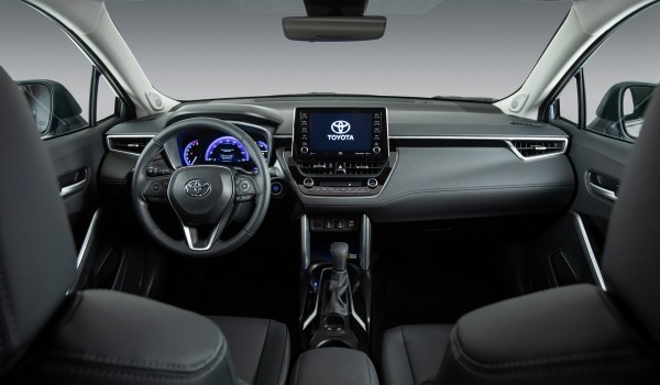 Россиянам предложили иномарку на замену подорожавшим «Вестам» 