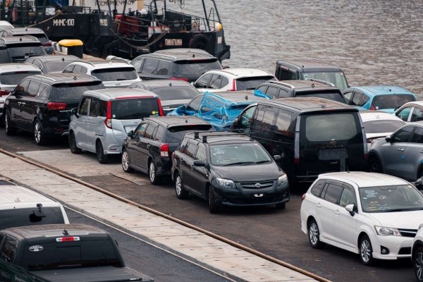 С начала года таможня Владивостока оформила более 225 тыс. автомобилей С начала года таможня Владивостока оформила более 225 тыс. автомобилей