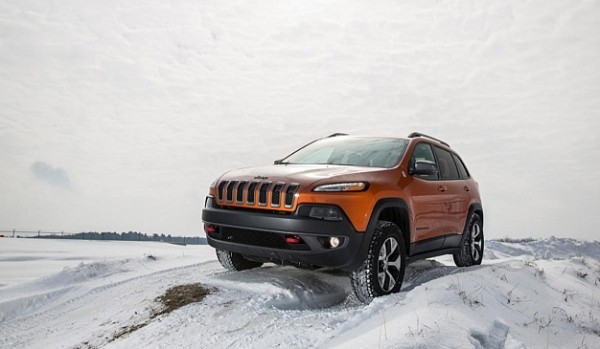 Шины, разметка, прогрев мотора: водителям напомнили о «зимних» штрафах Шины, разметка, прогрев мотора: водителям напомнили о «зимних» штрафах