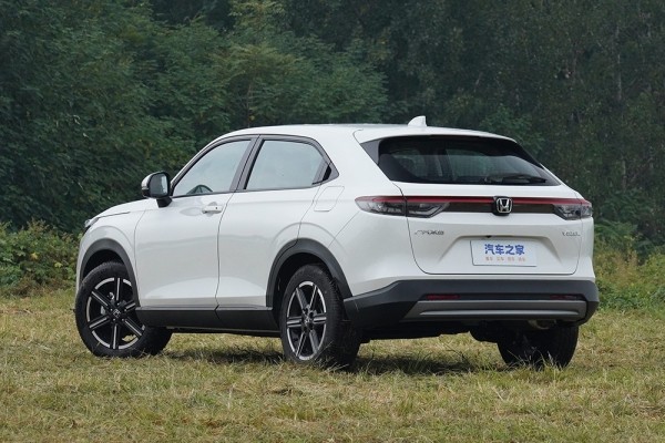 В РФ могут запустить официальные продажи Honda Vezel. Уже есть цены