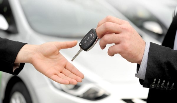 В России можно будет арендовать автомобиль, не внося залог В России можно будет арендовать автомобиль, не внося залог