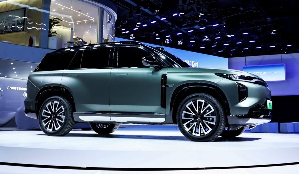 GAC представил большой гибридный кроссовер Trumpchi S7 GAC представил большой гибридный кроссовер Trumpchi S7