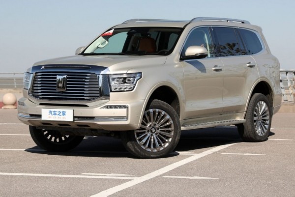 Супергибрид Tank 500 Hi4-Z: новая платформа и 864 «лошади» Супергибрид Tank 500 Hi4-Z: новая платформа и 864 «лошади»