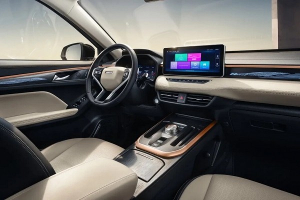 Базовый вариант бестселлера Haval Jolion вырос в цене Базовый вариант бестселлера Haval Jolion вырос в цене