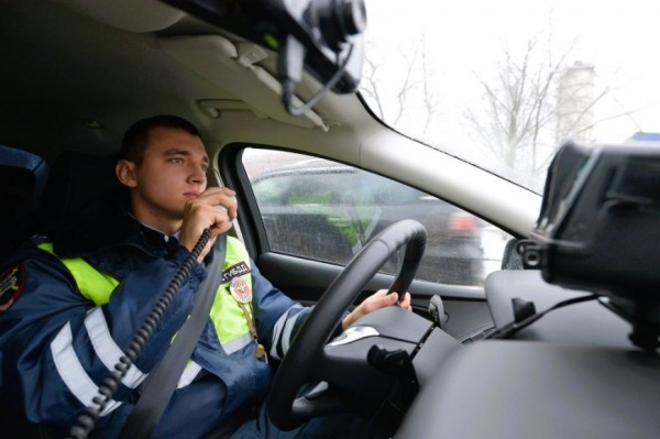 Что остается за кадром: репортаж из патрульной машины ГАИ Что остается за кадром: репортаж из патрульной машины ГАИ