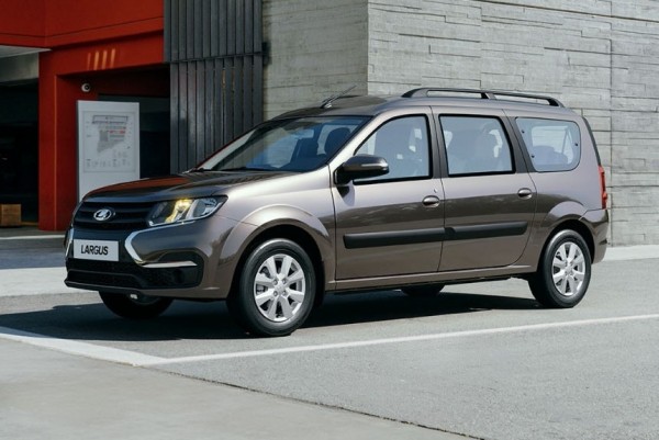 Лада Ларгус: новые комплектации, 7 мест и Кросс-версия Лада Ларгус: новые комплектации, 7 мест и Кросс-версия