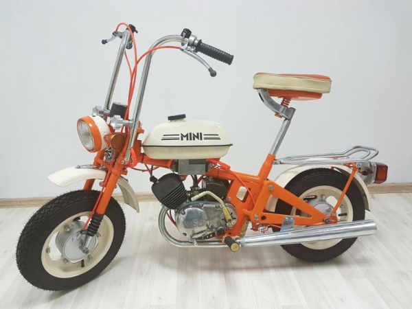 Ностальгия по советской эпохе: 5 культовых мопедов, о которых в СССР мечтали все парни Ностальгия по советской эпохе: 5 культовых мопедов, о которых в СССР мечтали все парни