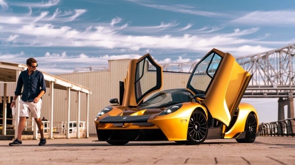 Состоялась презентация нового суперкара от Glickenhaus Состоялась презентация нового суперкара от Glickenhaus