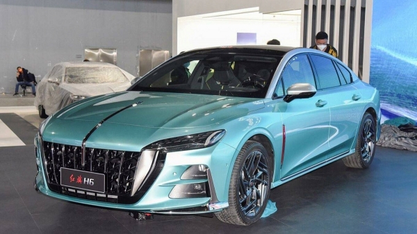 Три новинки премиального бренда Hongqi, которые сойдут с конвейера в 2025 году Три новинки премиального бренда Hongqi, которые сойдут с конвейера в 2025 году