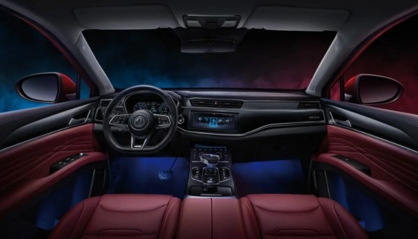 В России одно стильное кросс-купе сменило название 