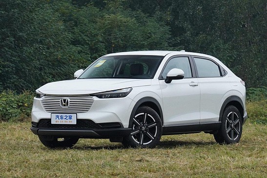 В Россию привезли один из самых надёжных в мире кроссоверов