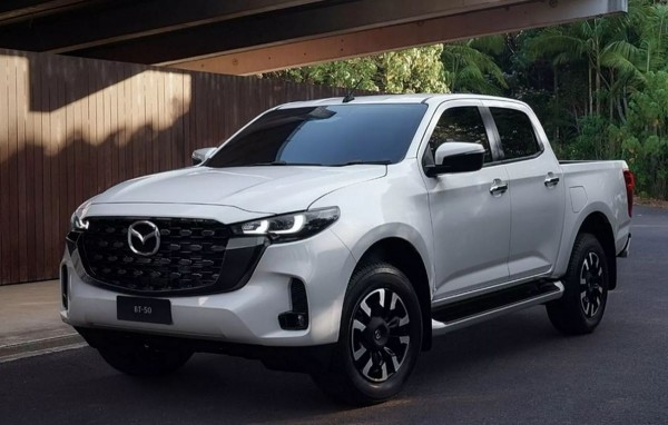 В Таиланде появился рестайлинговый вариант рамного пикапа Mazda BT-50 В Таиланде появился рестайлинговый вариант рамного пикапа Mazda BT-50
