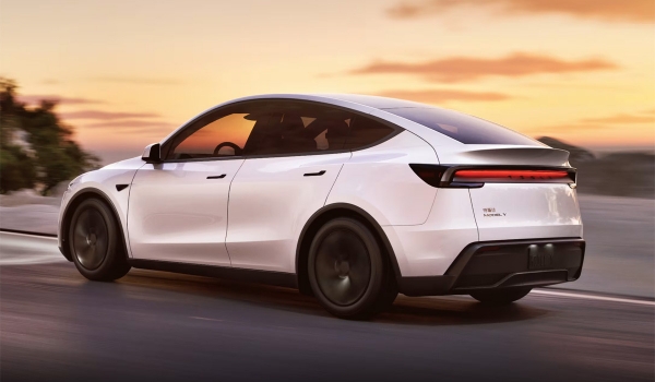 Представлен обновленный кроссовер Tesla Model Y Представлен обновленный кроссовер Tesla Model Y