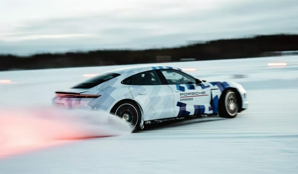 Дайджест дня: пикапы Sollers на УАЗе, кроссовер Giulia и другие события индустрии Дайджест дня: пикапы Sollers на УАЗе, кроссовер Giulia и другие события индустрии