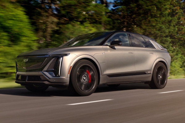 Представлен электрический суперкроссовер Cadillac Lyriq-V 