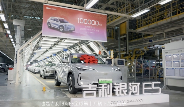 Дайджест дня: Соболь Евро-5, полноприводная Panda и другие события индустрии Дайджест дня: Соболь Евро-5, полноприводная Panda и другие события индустрии