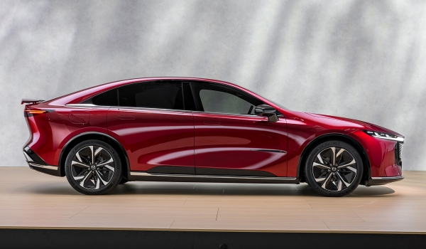 Китайская Mazda 6e выходит на европейский рынок Китайская Mazda 6e выходит на европейский рынок