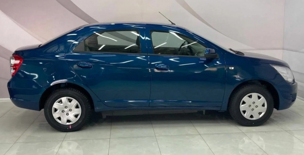 Автомобили из параллельного импорта предлагают по выгодным ценам в начале 2025 года. ТОП-10 моделей