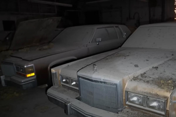 Блогеры нашли забытый на 20 лет автосалон-фантом Блогеры нашли забытый на 20 лет автосалон-фантом